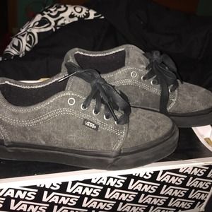 chukka low vans