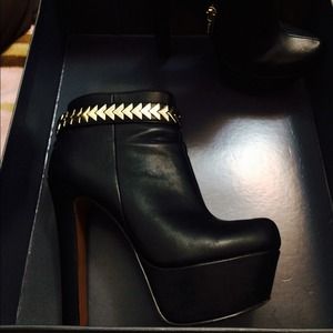 Platform booties