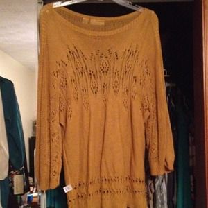 Large mustard sweater