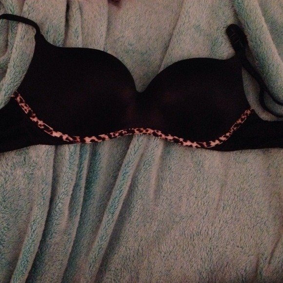 Like New push up balconet bra!