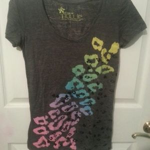 Dark grey neon rainbow leopard print t-shirt