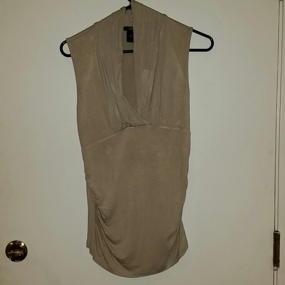 Sold in bundle business top