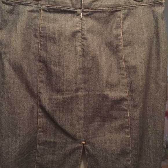 Very cute Jean Skirt - Picture 4 of 4