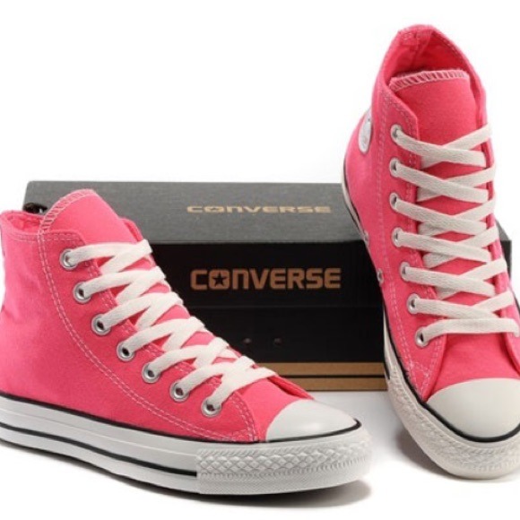 🌸🌺Pink high top converse🌸🌺