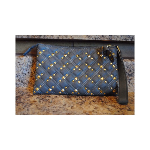 Forever 21 Wristlet