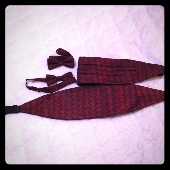 MALE'S-  Dual Cummerbund and Bow-Tie Bundle