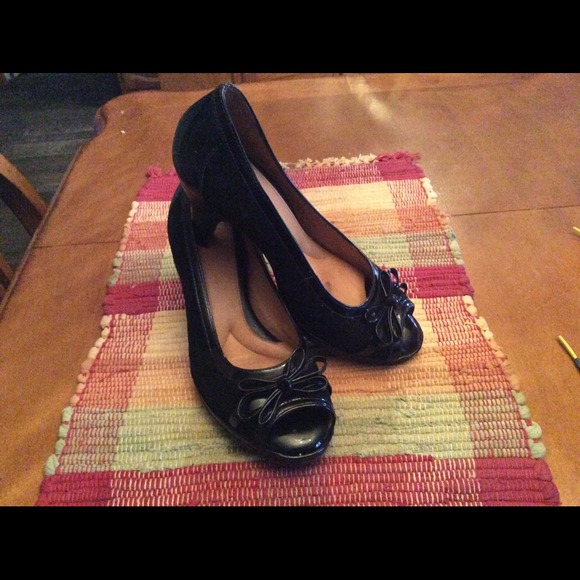 Classy little winter pumps