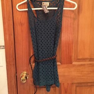 Lace/hole tank top w/ belt