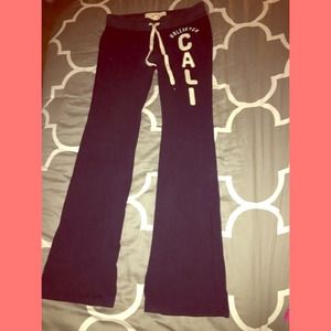 Hollister pants