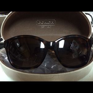 Coach NWOT sunglasses in case
