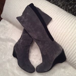 GREY UNBELIEVABLY SOFT, NATURLIZER WEDGE BOOTS