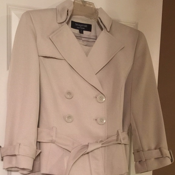 Cream colored 2 piece suit