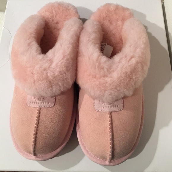 UGG Shoes - 💯 authentic new UGG slippers ❗️price is firm ❗️