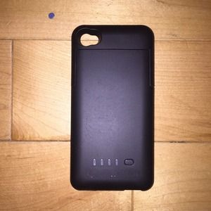 iPhone 4/4S charge case