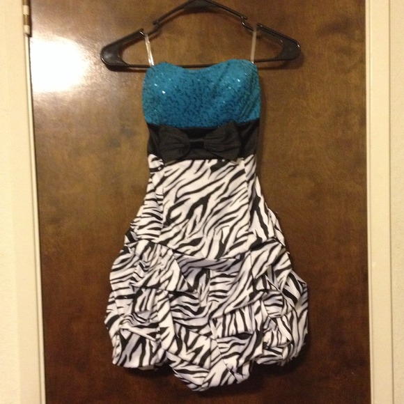 🆕 NWT Ruby Rox Dress