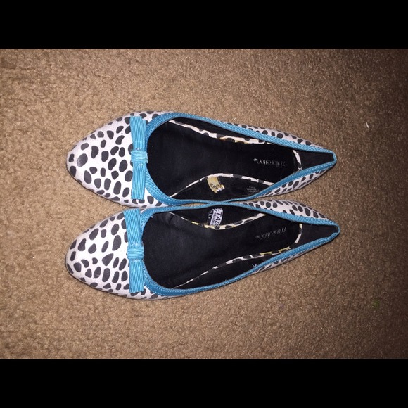 Stylish flats