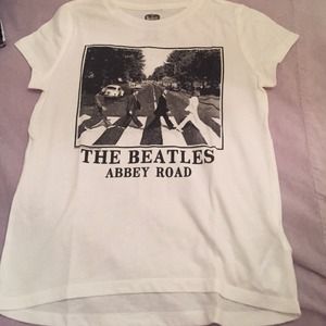 Short sleeve shirt in great condition