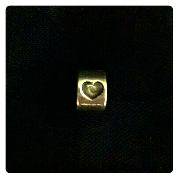 Chamilia sterling silver heart clip