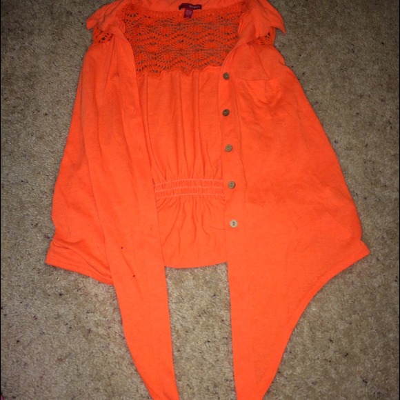 Orange tie shirt - Picture 1 of 3