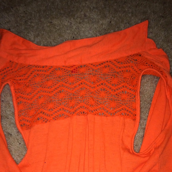 Orange tie shirt - Picture 2 of 3