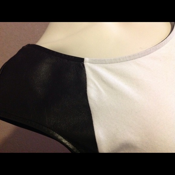 Express top ❗️SOLD❗️ - Picture 3 of 4