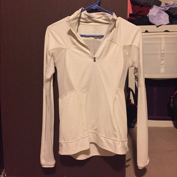 lululemon 3/4 zip up! mesh on back & arms