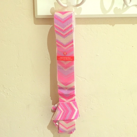 Lululemon Loop It Up Mat Strap