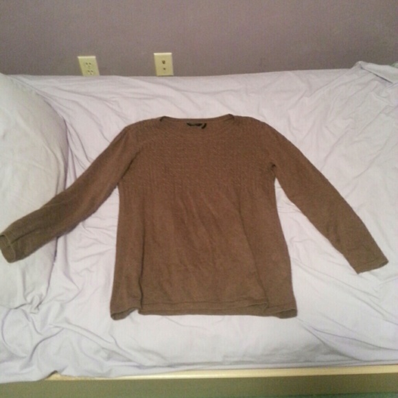 Medium chestnut brown sweater