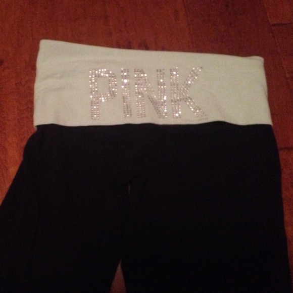 PINK yoga crops