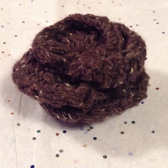 Handmade Brown Crochet Flower Pin. - Picture 3 of 4