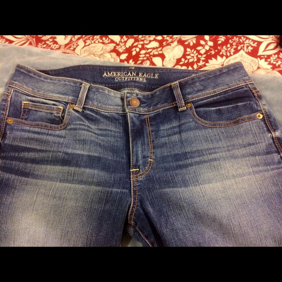 American Eagle Outfitters NWOT size 16 short Jeans