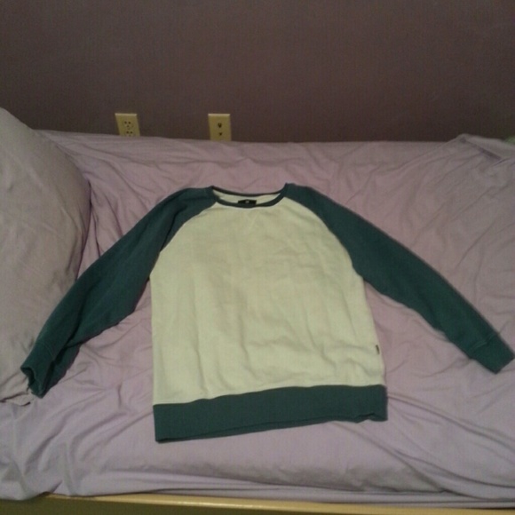 Medium white and teal raglan crewneck sweatshirt