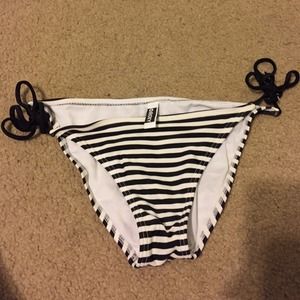 Roxy bathing suit bottoms
