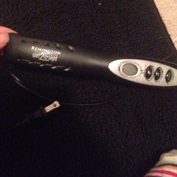 Wet 2 straight straightener