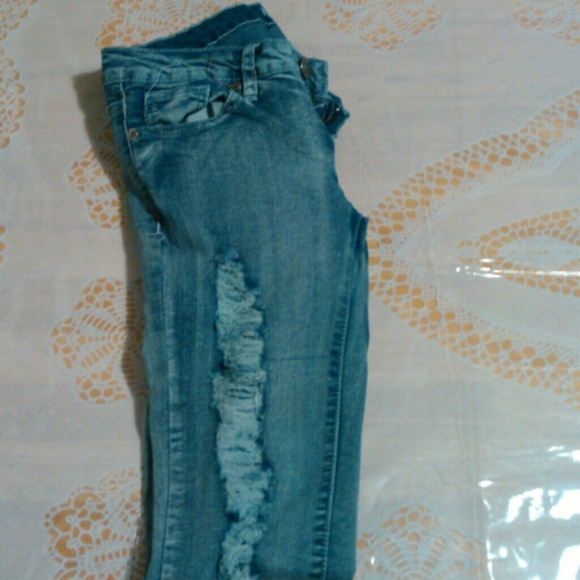Vip Jeans  . - Picture 1 of 2