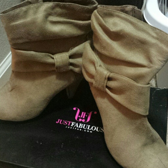 Just fab tan suede booties - Picture 1 of 3