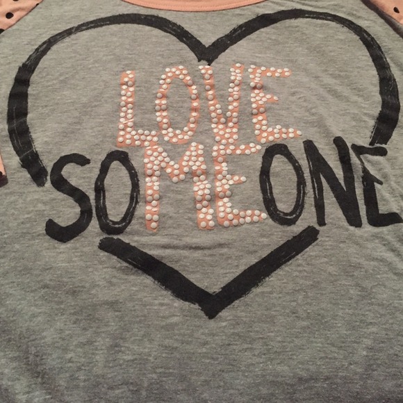 Shirt - Picture 2 of 3