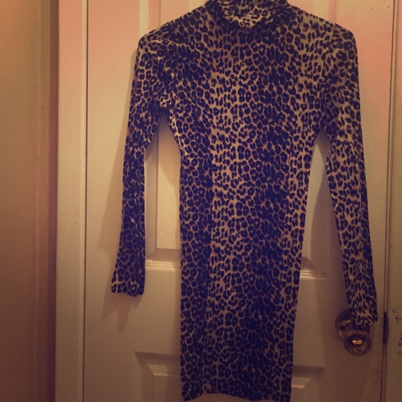 Turtle Neck Leopard Dress 💋🐯