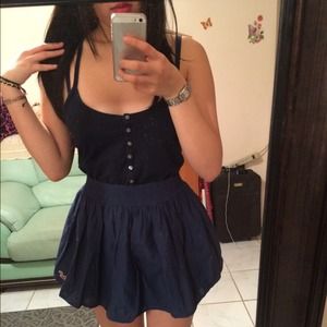 Hollister top Medium & Skirt Small