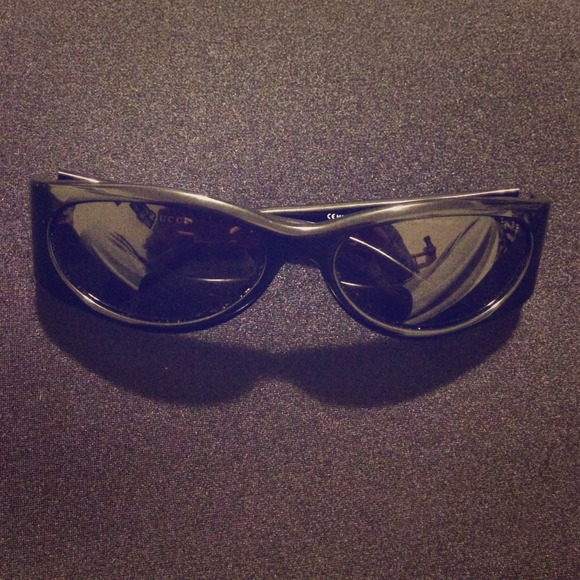 Gucci sunglasses with Swarovski crystal sides