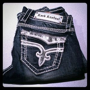 Rock Revival Vivian Skinny jeans.