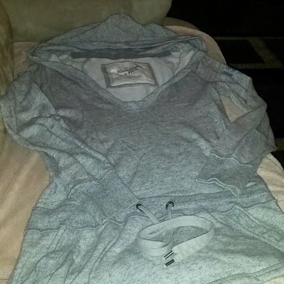 **SOLD!!** Abercrombie & Fitch V neck long