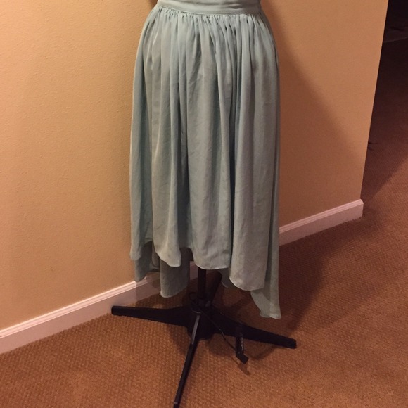 Ruched High-Low Skirt in Mint - Picture 3 of 3