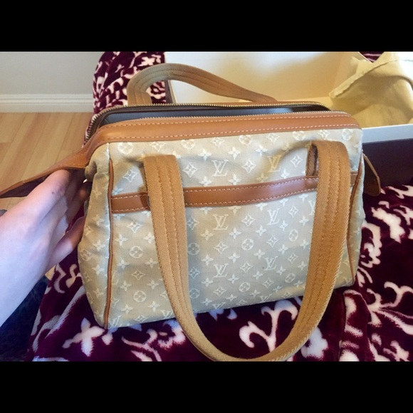 SoldAuthentic  Louis Vuitton Josephine PM Purse - Picture 3 of 4