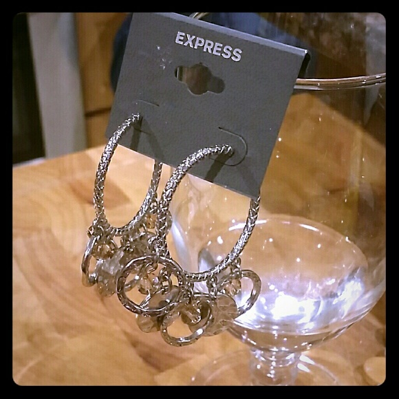 Ear Ring