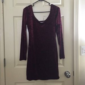 Candie's maroon velvet bodycon dress.