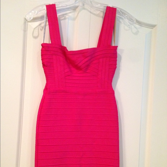 🚫Sold on Tradesy🚫 Herve Leger - Picture 2 of 4