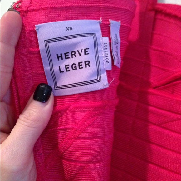 🚫Sold on Tradesy🚫 Herve Leger - Picture 3 of 4