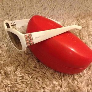 Authentic Valentino lady sunglass