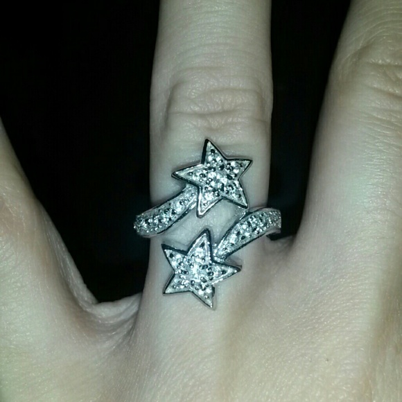 Beautiful Double Shooting Star Ring
